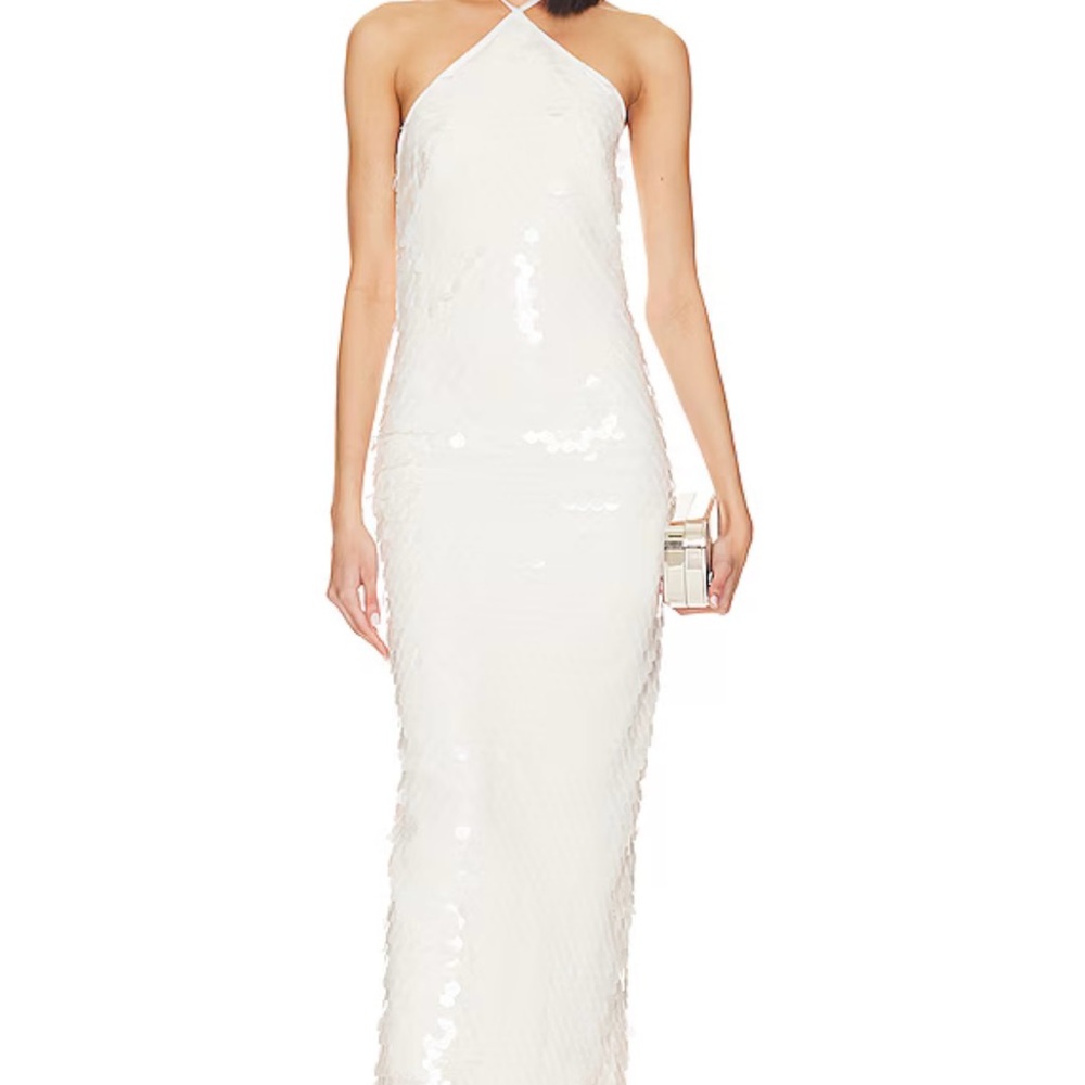 BlancaTriangle Neck Dress in White Sequin
The New Arrivals by Ilkyaz Ozel